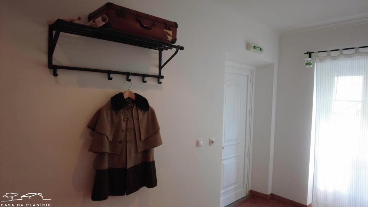 Casa Da Planicie Guest House เรเกงกุส ดิ มอนซารัซ ภายนอก รูปภาพ
