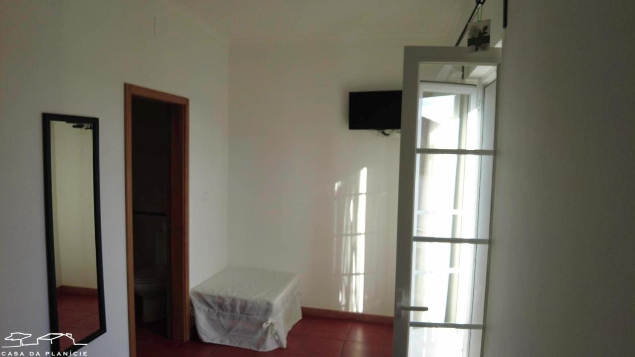 Casa Da Planicie Guest House เรเกงกุส ดิ มอนซารัซ ภายนอก รูปภาพ