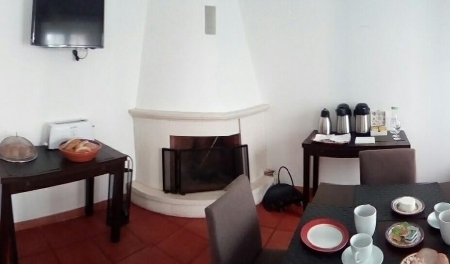 Casa Da Planicie Guest House เรเกงกุส ดิ มอนซารัซ ภายนอก รูปภาพ