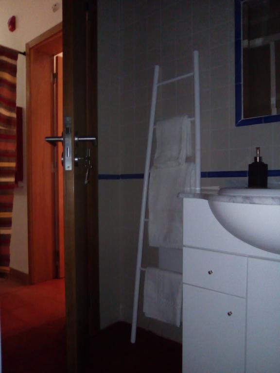 Casa Da Planicie Guest House เรเกงกุส ดิ มอนซารัซ ภายนอก รูปภาพ